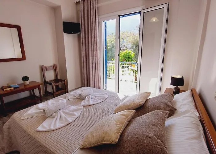 מלון דירות Emilios Eleni נידרי