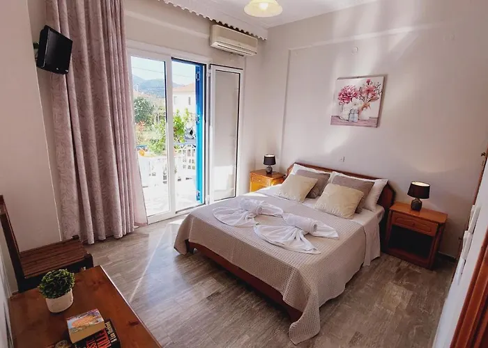 Emilios Eleni 3* נידרי