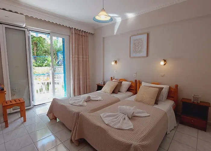 מלון דירות Emilios Eleni נידרי